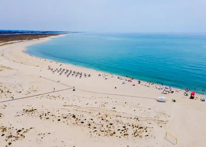 - Private Spacious Sunlit Patio