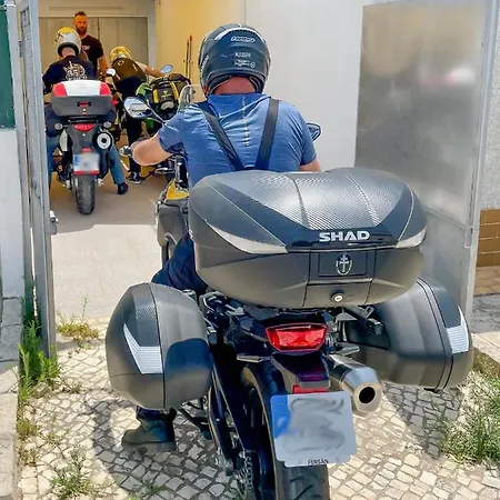 Moradia - T2 Pátio Amplo Casa vacanze